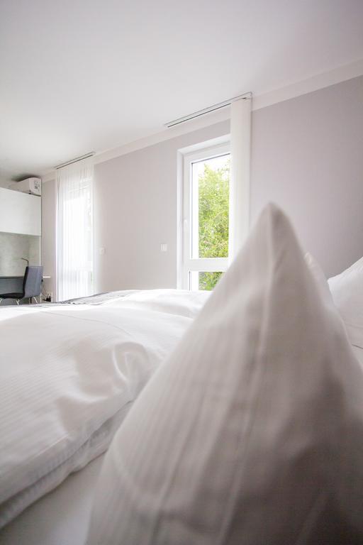 Aparthotel "Am Fliess" Hoyerswerda Cameră foto